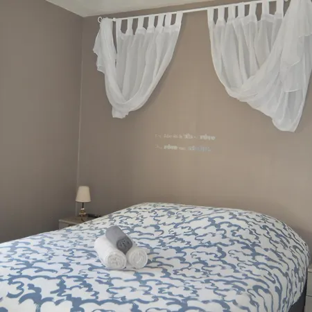 Apartament Pres Du Port Centre Et - Vue