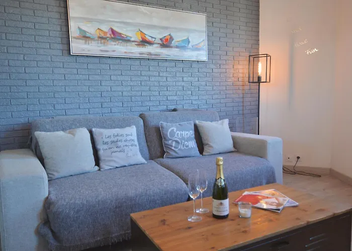 Pres Du Port Centre Et - Vue *