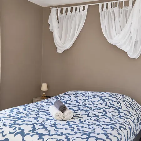 Apartamento Pres Du Port Centre Et - Vue