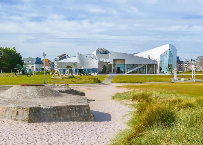 Pres Du Port Centre Et - Vue * Courseulles-sur-Mer